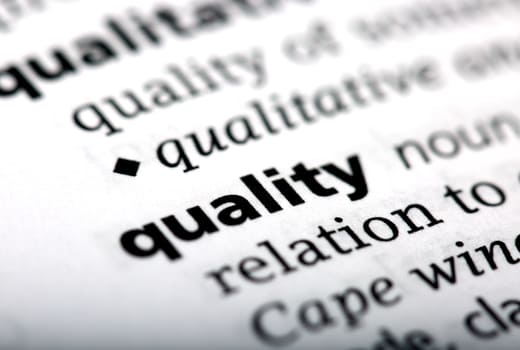 Das Wort „quality“ im Wörterbuch: vom Texter hochwertige Texte erstellen lassen – Website-Texte, Werbetexte, Exposés.